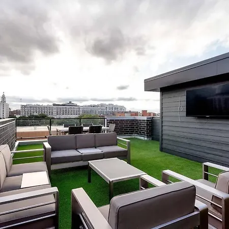 Breathtaking Downtown Penthouse B - Sleeps 11 Apartment